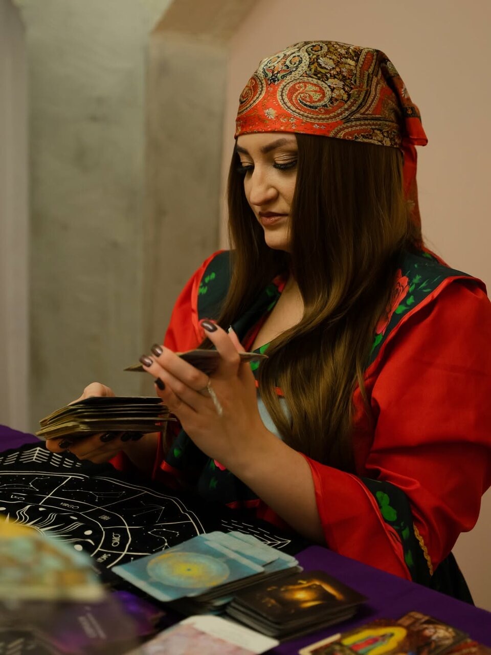 Анна — таролог онлайн, расклад Таро